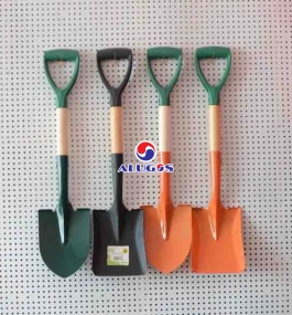 xẻng làm vườn
